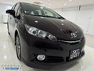 Toyota Wish 1.8 CVT Elegance 2015 Red Push Start